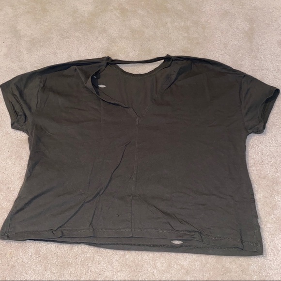 Ripped shirt - Picture 2 of 5